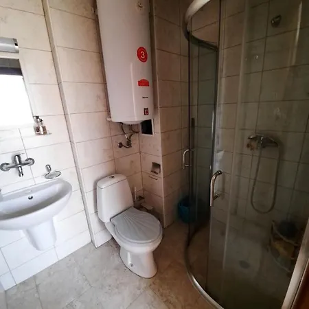 Private Apartments In Aparthotel Dawn Park شقة *