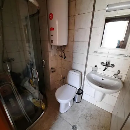 Private Apartments In Aparthotel Dawn Park شقة
